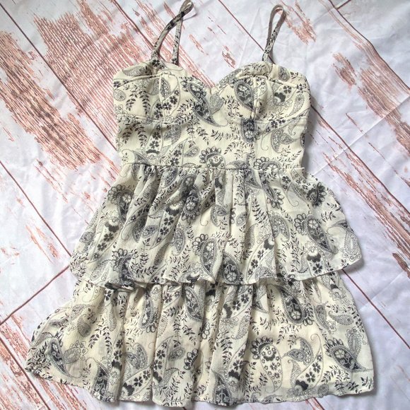 Forever 21 Dresses & Skirts - Twenty one womens black & White dress size Large